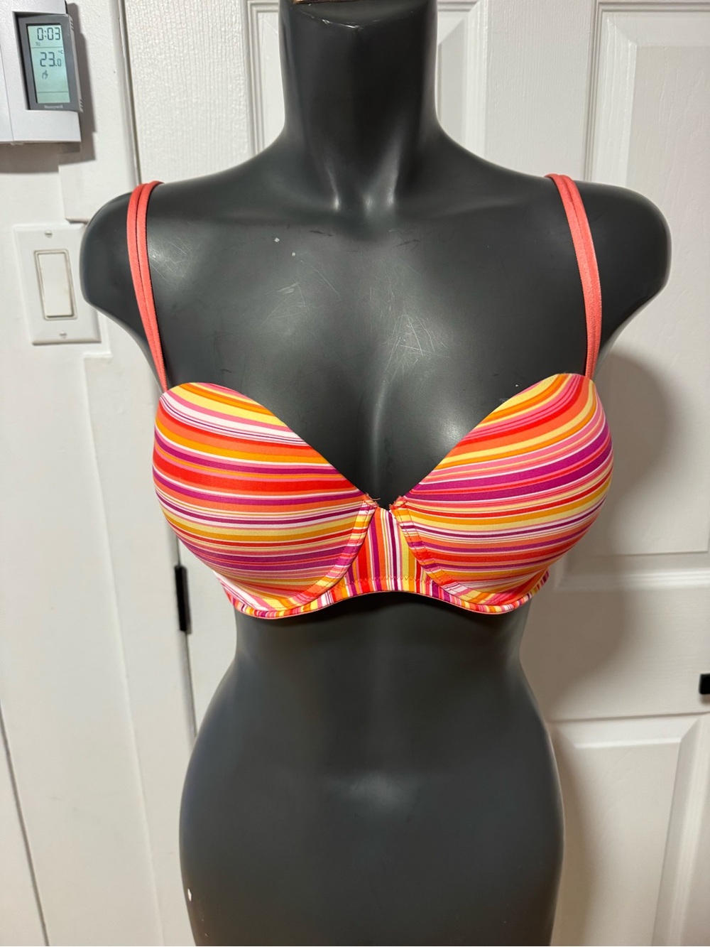 bra - Picture 2 of 5